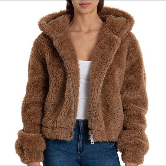 Anthropologie Jackets & Blazers - NWT Anthropologie Bagatelle Faux Fur Jacket